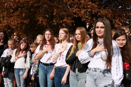 LET'S GO - ПІШЛИ ДО ШКОЛИ!!!