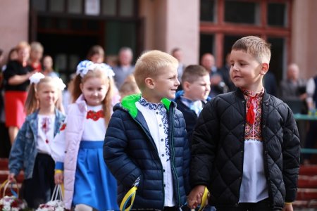 LET'S GO - ПІШЛИ ДО ШКОЛИ!!!