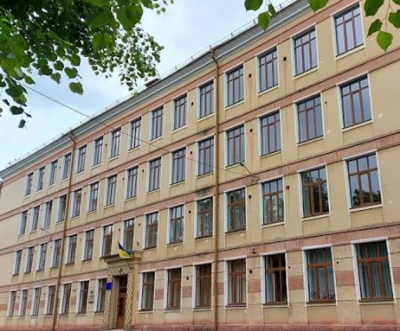 У ЛІЦЕЇ №3 ВІДКРИЛИ УКРАЇНОМОВНІ КЛАСИ