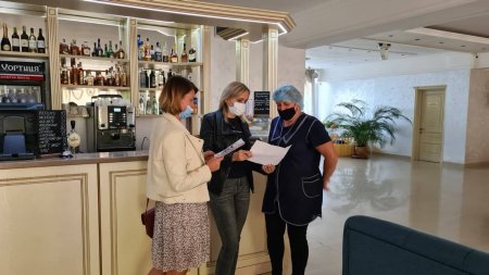 Рейдова група з легалізації зарплати виявила ще 12 працівників-«стажерів»