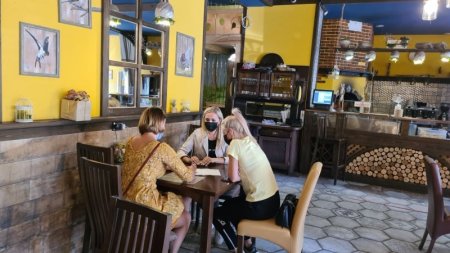 Під час інформаційного рейду в мікрорайоні Пасічна виявлено 5 працівників-«стажерів»