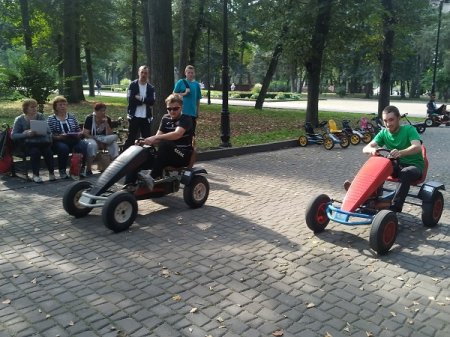 ЗМАГАННЯ З ПЕРЕГОНІВ НА ВЕЛОМОБІЛЯХ