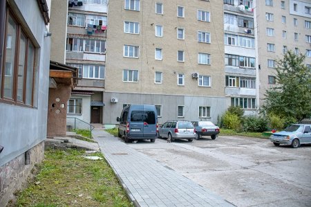 НА ВУЛИЦІ СИМОНЕНКА, 13 ЙДЕ ДО ЗАВЕРШЕННЯ КАПІТАЛЬНИЙ РЕМОНТ