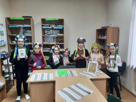 23 ВЕРЕСНЯ У БУДИНКУ КУЛЬТУРИ С.ВОВЧИНЕЦЬ ВІДБУЛАСЯ ГРА-КВЕСТ «КНИГА – МІЙ ДРУГ»