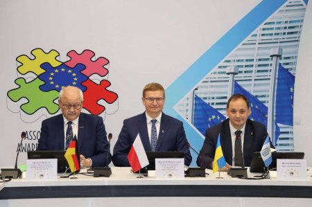 РІШЕННЯМ  ПРЕЗИДІЇ АСОЦІАЦІЇ МІСТ, НАГОРОДЖЕНИХ ПРИЗОМ ЄВРОПИ МІСТОМ ПРОВЕДЕННЯ ГЕНЕРАЛЬНОЇ АСАМБЛЕЇ АСОЦІАЦІЇ БУЛО ОБРАНО МІСТО ІВАНО-ФРАНКІВСЬК!