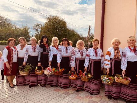 СВЯТО УРОЖАЮ НА ЛІТНІЙ СЦЕНІ НАРОДНОГО ДОМУ С.УГОРНИКИ