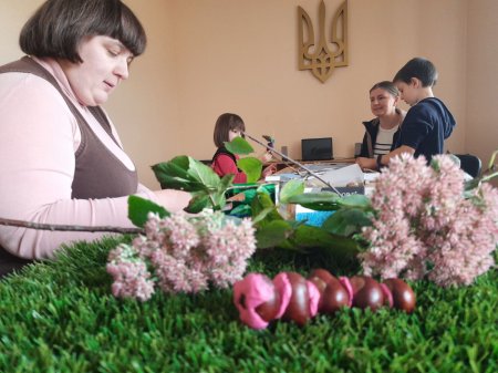 ЗАСІДАННЯ КЛУБУ РУКОДІЛЬНИКІВ  «HAND MADE» БУДИНКУ КУЛЬТУРИ С. ВОВЧИНЕЦЬ
