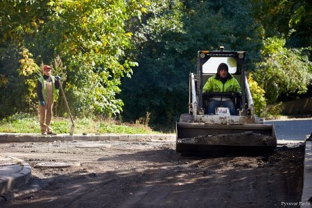 ВИРІВНЯНИЙ ЯКІСТЮ ПРОЇЗД