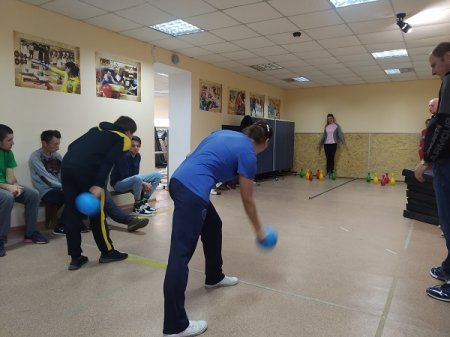 СПОРТИВНІ ІГРИ СЕРЕД МОЛОДІ З ІНВАЛІДНІСТЮ