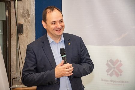 У ПОШУКУ ТОЧОК ДОТИКУ: TWIN CITY LAB ДОСЛІДИВ ФРАНКІВСЬК