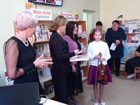У МІСЬКУ ДИТЯЧУ БІБЛІОТЕКУ ЗАВІТАЛИ БІБЛІОТЕКАРІ З УСІЄЇ УКРАЇНИ