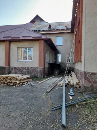 В ШКОЛІ МИСТЕЦТВ НОВИЙ ДАХ