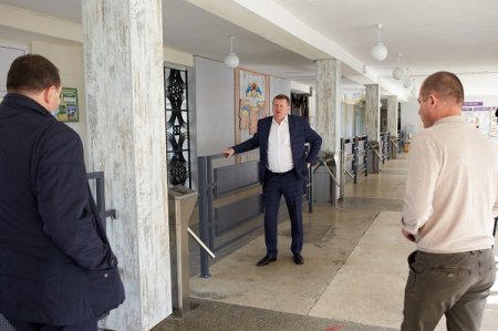 БЕЗПЕЧНА ШКОЛА – СПОКІЙНІ БАТЬКИ