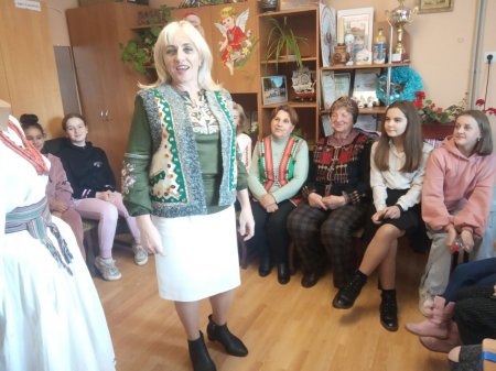ЛЕКЦІЯ "СИМВОЛІКА УКРАЇНСЬКОГО КОСТЮМУ"
