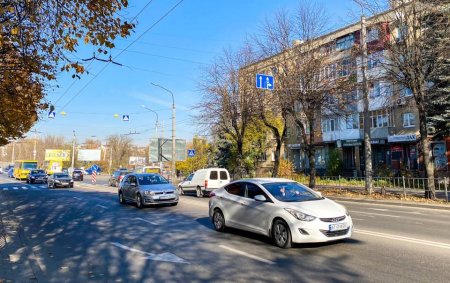ДО УВАГИ ВОДІЇВ! НА ВУЛИЦІ ГАЛИЦЬКІЙ ВСТАНОВЛЕНО НОВІ ДОРОЖНІ ЗНАКИ, ЯКІ ЗМІНЮЮТЬ ОРГАНІЗАЦІЮ РУХУ!