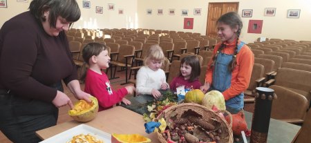 ЗАСІДАННЯ ТВОРЧОГО КЛУБУ РУКОДІЛЬНИКІВ «HAND MADE»