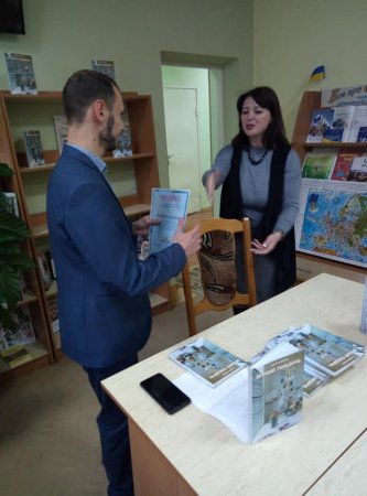 У БІБЛІОТЕЦІ ДЕБЮТУВАВ МОЛОДИЙ АВТОР АНДРІЙ КОРЖЕВ
