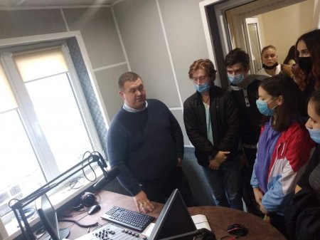 ЕКСКУРСІЯ "ПО ТОЙ БІК ЕФІРУ" 