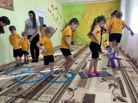 СПОРТИВНІ РОЗВАГИ З НАГОДИ ВІДЗНАЧЕННЯ МІЖНАРОДНОГО ДНЯ ОСІБ З ІНВАЛІДНІСТЮ. 