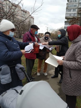 ВШАНОВУЮЧИ ПАМ'ЯТЬ ЖЕРТВ ГОЛОДОМОРУ