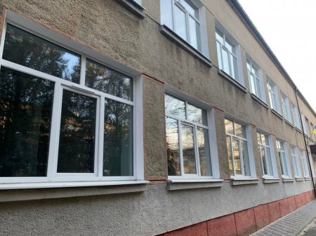 ЗАВЕРШЕНО КОМПЛЕКСНИЙ РЕМОНТ ЛІЦЕЮ №17