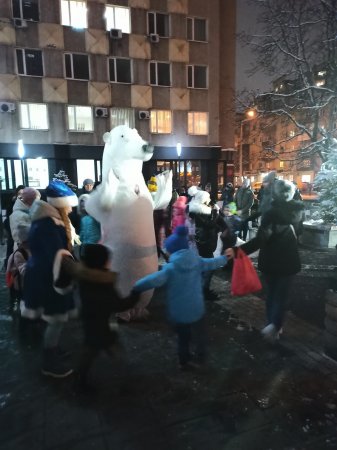 У ФРАНКІВСЬКУ ЗАСЯЯЛА ЩЕ ОДНА НОВОРІЧНА КРАСУНЯ