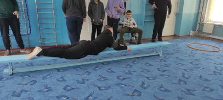 Спортивні змагання серед дітей з порушенням фізичного розвитку до Дня Святого Миколая