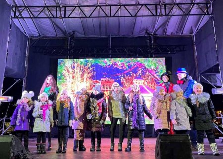 КАЗКОВИЙ ДРАЙВ НА ВІЧЕВОМУ МАЙДАНІ