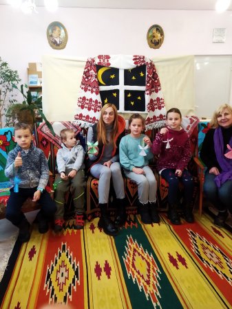 РІЗДВЯНИЙ АНГЕЛИК РУКАМИ УЧАСНИКІВ ГУРТКА "УМІЛІ РУЧКИ"