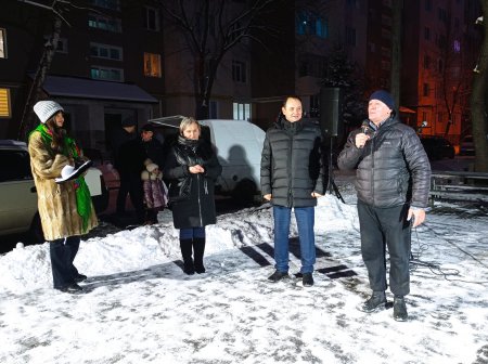 НОВОРІЧНЕ СВЯТО БІЛЯ "КИТАЙСЬКОЇ СТІНИ"