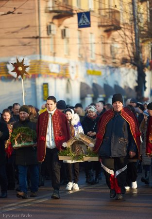 ПОЧАЛАСЯ «КОЛЯДА»