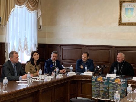 ВІДБУЛАСЯ ПРЕСКОНФЕРЕНЦІЯ ЩОДО ПРОВЕДЕННЯ ХІІІ ФЕСТИВАЛЮ "КОЛЯДА НА МАЙЗЛЯХ"