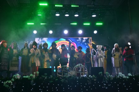 НОВОРІЧНО-РІЗДВЯНІ ВІТАННЯ ВІД ВИХОВАНЦІВ ЦЕНТРУ