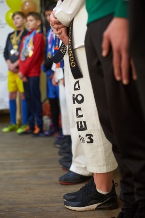 СПОРТИВНІ МЕТРИ ДЛЯ ОСВІТИ: ЛІЦЕЙ №2 ТЕПЕР МАЄ НОВЕНЬКИЙ СПОРТЗАЛ