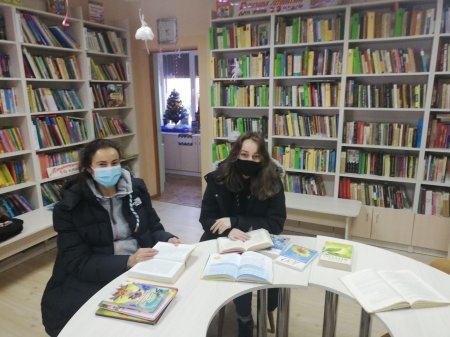 НА ЙОРДАН ВОДА ЦІЛЮЩА