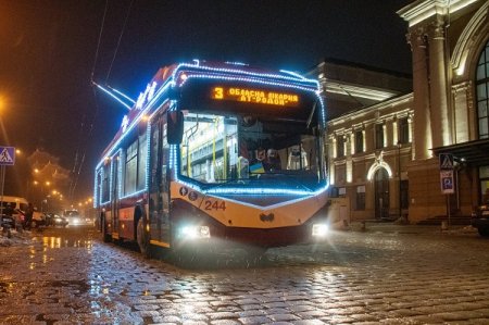 ТЕНДЕР НА ЗАКУПІВЛЮ ДУОБУСІВ