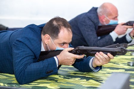 Четвертий готовий: у франківському ліцеї №18 відкрили оновлений тир