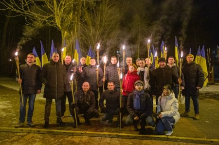 В ІВАНО-ФРАНКІВСЬКУ ЙШЛИ СМОЛОСКИПНОЮ ХОДОЮ ПРИУРОЧЕНОЮ ДО ДНЯ ПАМ’ЯТІ ГЕРОЇВ КРУТ