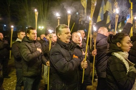 В ІВАНО-ФРАНКІВСЬКУ ЙШЛИ СМОЛОСКИПНОЮ ХОДОЮ ПРИУРОЧЕНОЮ ДО ДНЯ ПАМ’ЯТІ ГЕРОЇВ КРУТ
