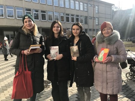 НЕЙМОВІРНІ ІСТОРІЇ КОХАННЯ: КНИЖКОВА ДОБІРКА ДО ДНЯ ЗАКОХАНИХ.