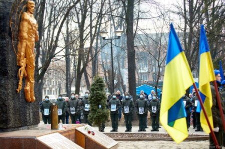 ВШАНУВАЛИ ПОЛЕГЛИХ