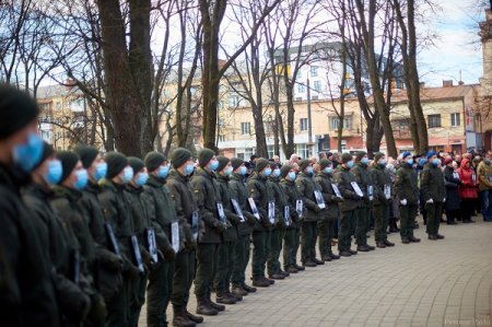 ВШАНУВАЛИ ПОЛЕГЛИХ