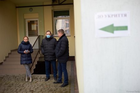 У ШКОЛАХ ТА САДОЧКАХ ВЧАТЬСЯ ХОВАТИСЬ В УКРИТТЯХ