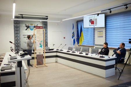 НОВІ ТАБЛИЧКИ ДОПОМОЖУТЬ ДОСЛІДИТИ ФРАНКІВСЬК