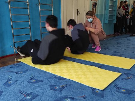 СПОРТИВНІ ЗМАГАННЯ СЕРЕД ДІТЕЙ З ПОРУШЕННЯМ ФІЗИЧНОГО РОЗВИТКУ. 