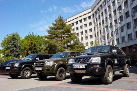 АВТО НА ПЕРЕДОВУ