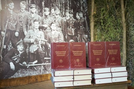 ПОПОВНЕННЯ БІБЛІОТЕК: ФРАНКІВСЬК ВІДПРАВЛЯЄ КНИЖКИ НА ЧЕРНІГІВЩИНУ