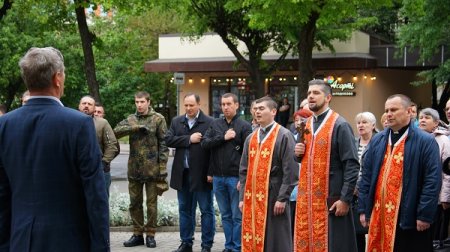 ВШАНУВАЛИ ГЕРОЇВ ТА РОКОВИНИ З ДНЯ ЗАГИБЕЛІ ЄВГЕНА КОНОВАЛЬЦЯ