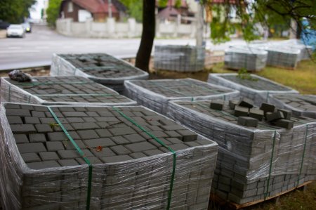 Нові тротуари на старті