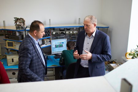 Автоматизація в дії: як працює франківське підприємство "Мікрол" 